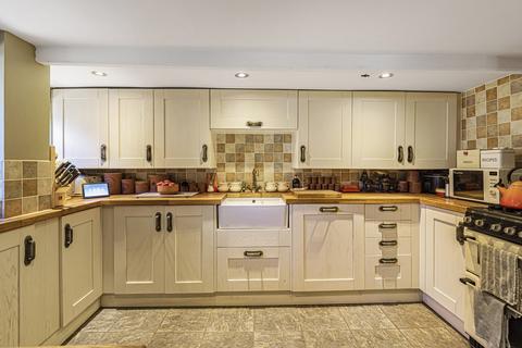 126 Ampthill Road, Shefford, SG17 5BH