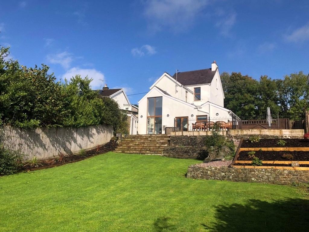 The Ridgeway, Saundersfoot, Pembrokeshire, SA69 4 bed detached house