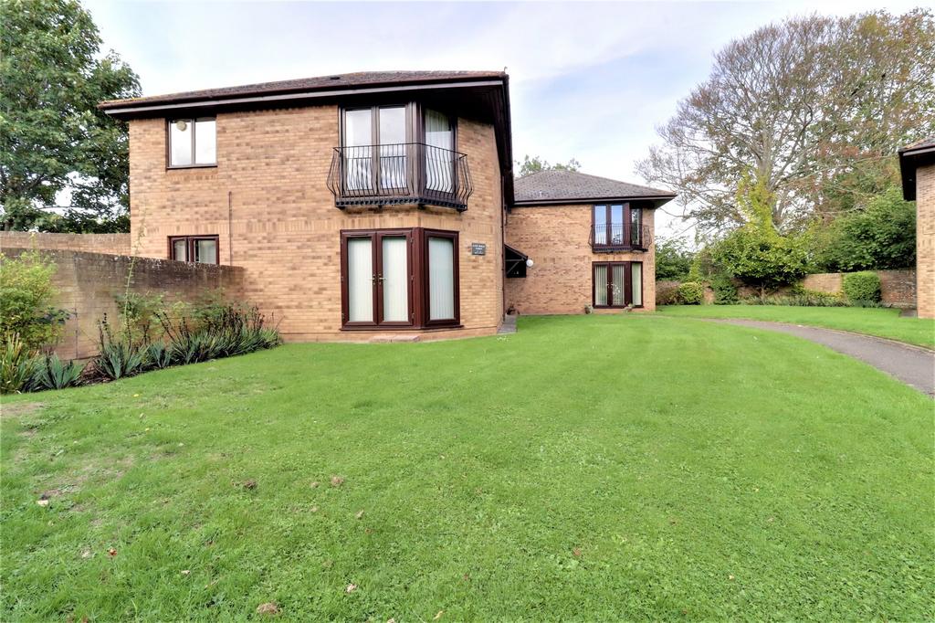 Wellington Road, Taunton, TA1 2 bed apartment for sale £175,000