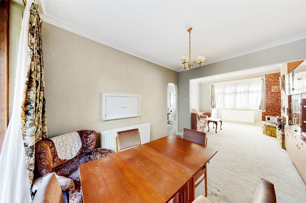 Dean Court, Wembley 3 bed semidetached house £700,000