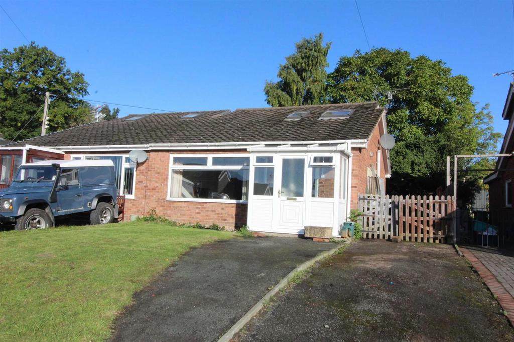 Maes Y Foel, Llansantffraid 3 bed semidetached house for sale £135,000