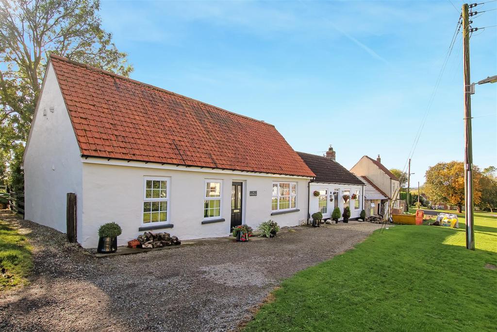 Mordon, Sedgefield 3 bed cottage for sale £250,000