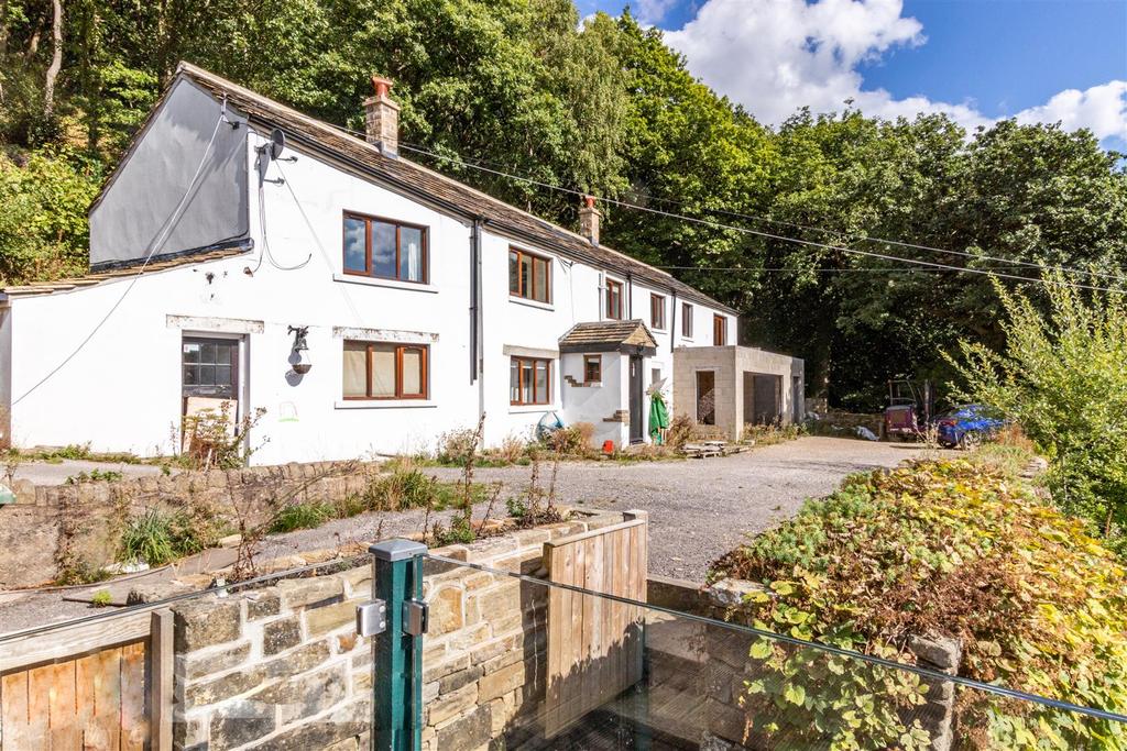 Hill Top Bank, Netherton, Huddersfield, HD4 7DS 4 bed detached house