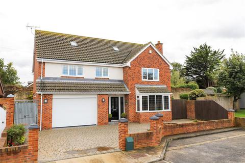 10a Bainbridge Holme Close, Sunderland, SR3 1YX