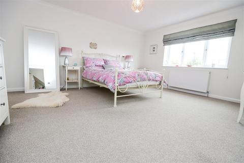 10a Bainbridge Holme Close, Sunderland, SR3 1YX