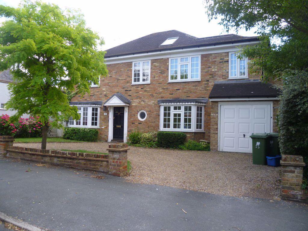 Woodlands Road, Bushey 5 bed house £3,495 pcm (£807 pw)