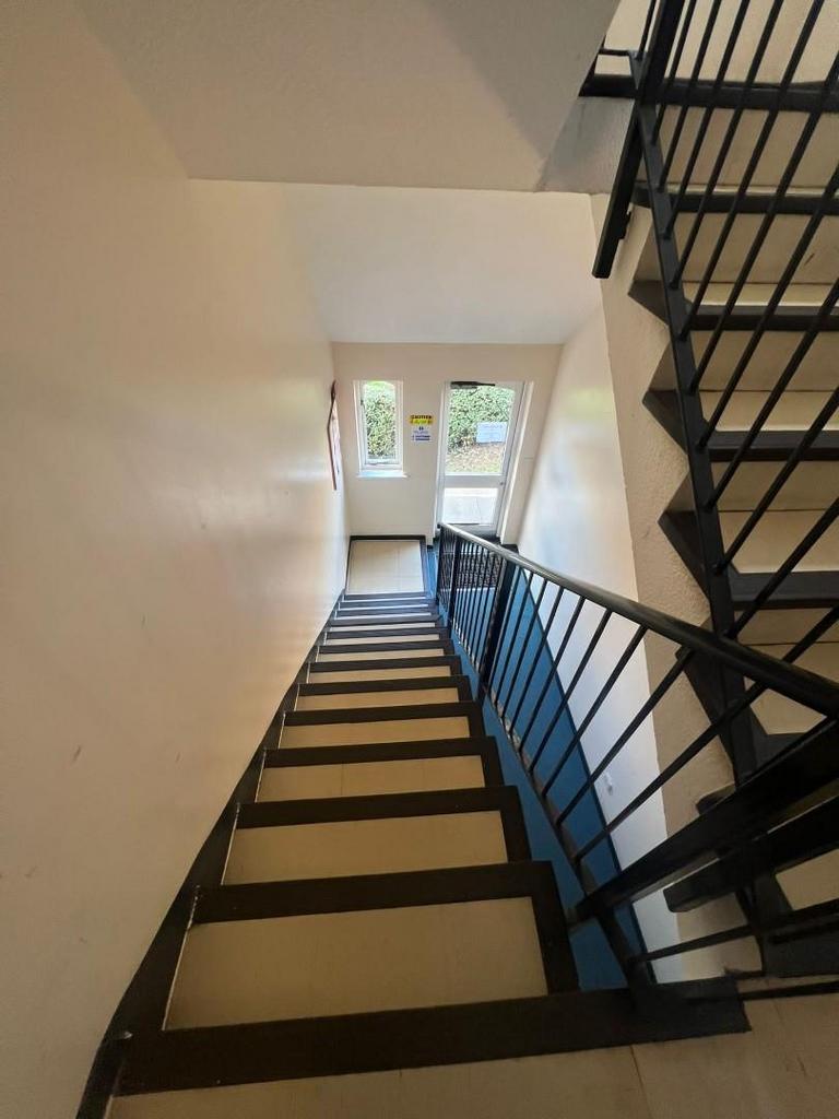 PHOTO-2022-10-06-17-11-44 (10).jpg