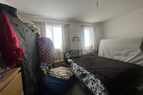 undefined, 1 Bedroom Flat For Sale Larmans ROad
