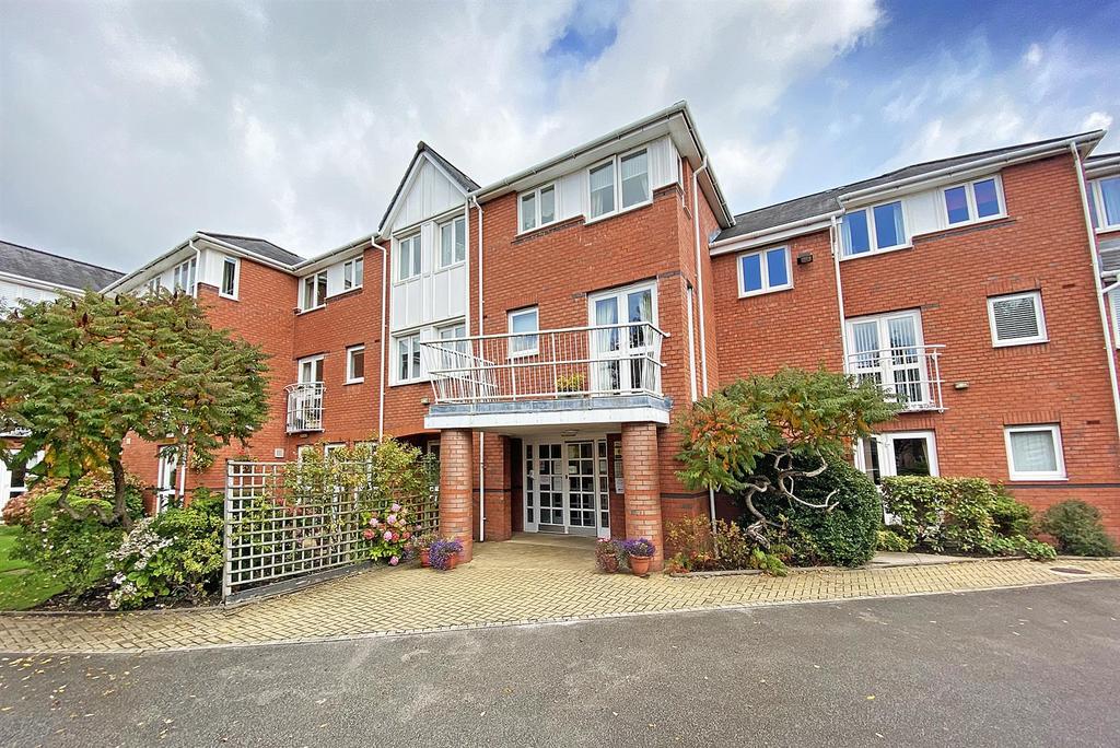 Bedford Drive, Timperley 1 bed retirement property for sale £149,950