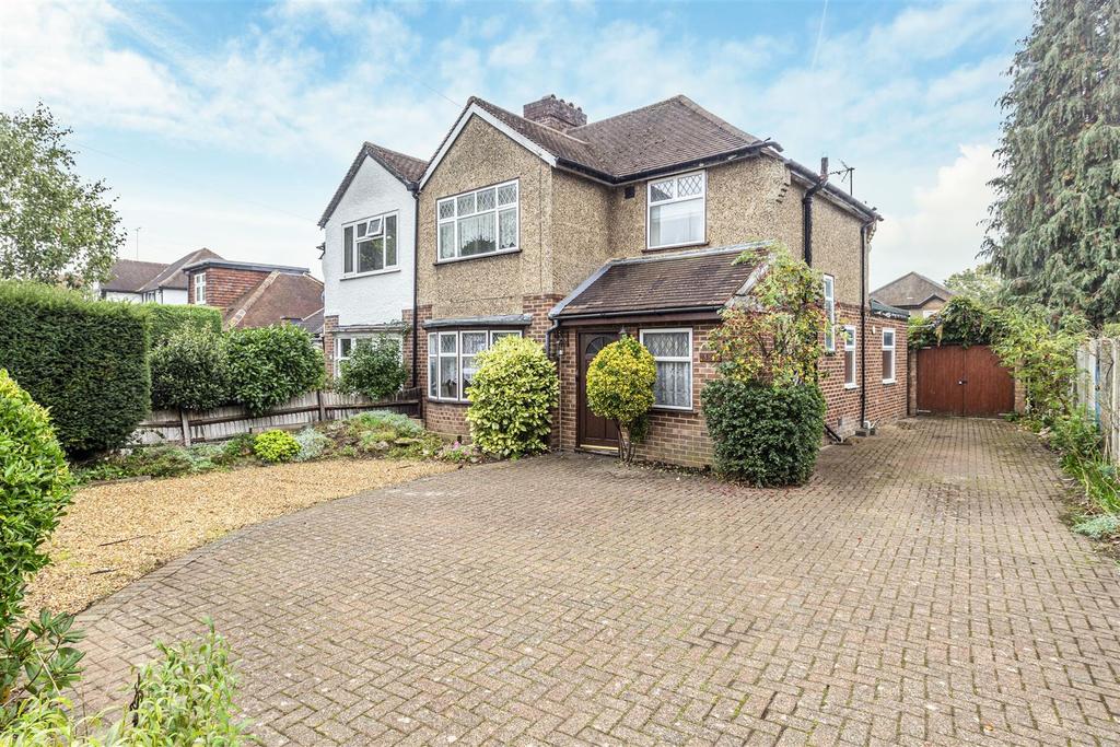 Woodham Lane, Woodham 3 bed semidetached house £550,000