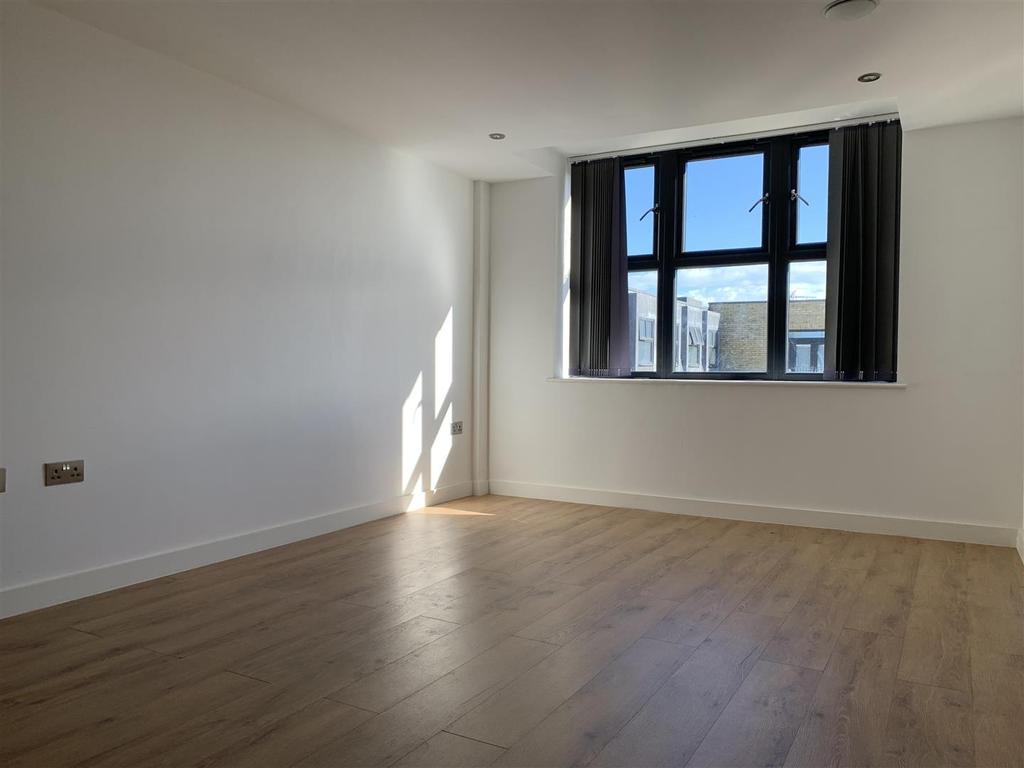 Cavendish Street Ramsgate 2 Bed Flat 900 Pcm 208 Pw 