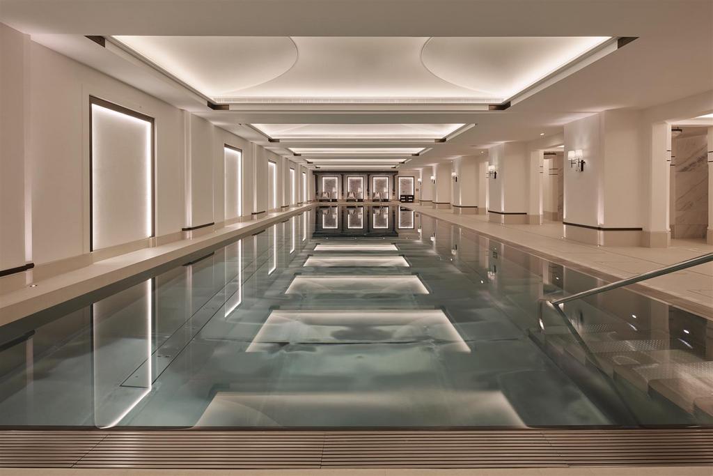 Pool.jpg