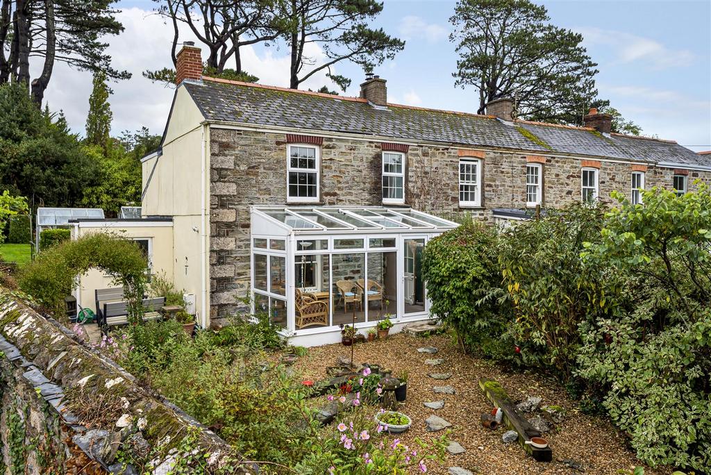 Devoran 4 bed terraced house for sale £375,000