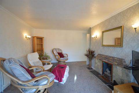 4 Beech Close, Hanwood, Shrewsbury, SY5 8RA