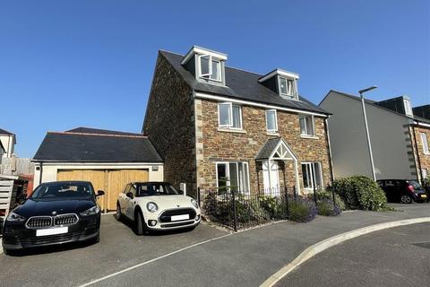 23 Landerslee Drive, Truro, TR1 3GF