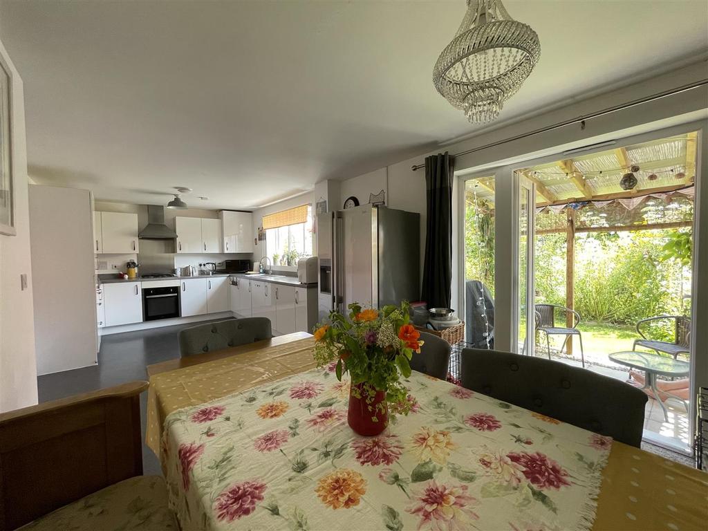 Landerslee Drive, Truro 6 bed detached house £550,000