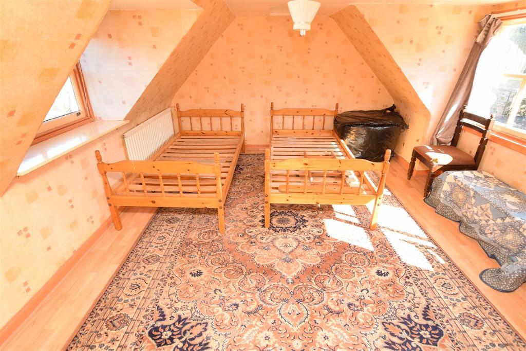 Bedroom two.jpg