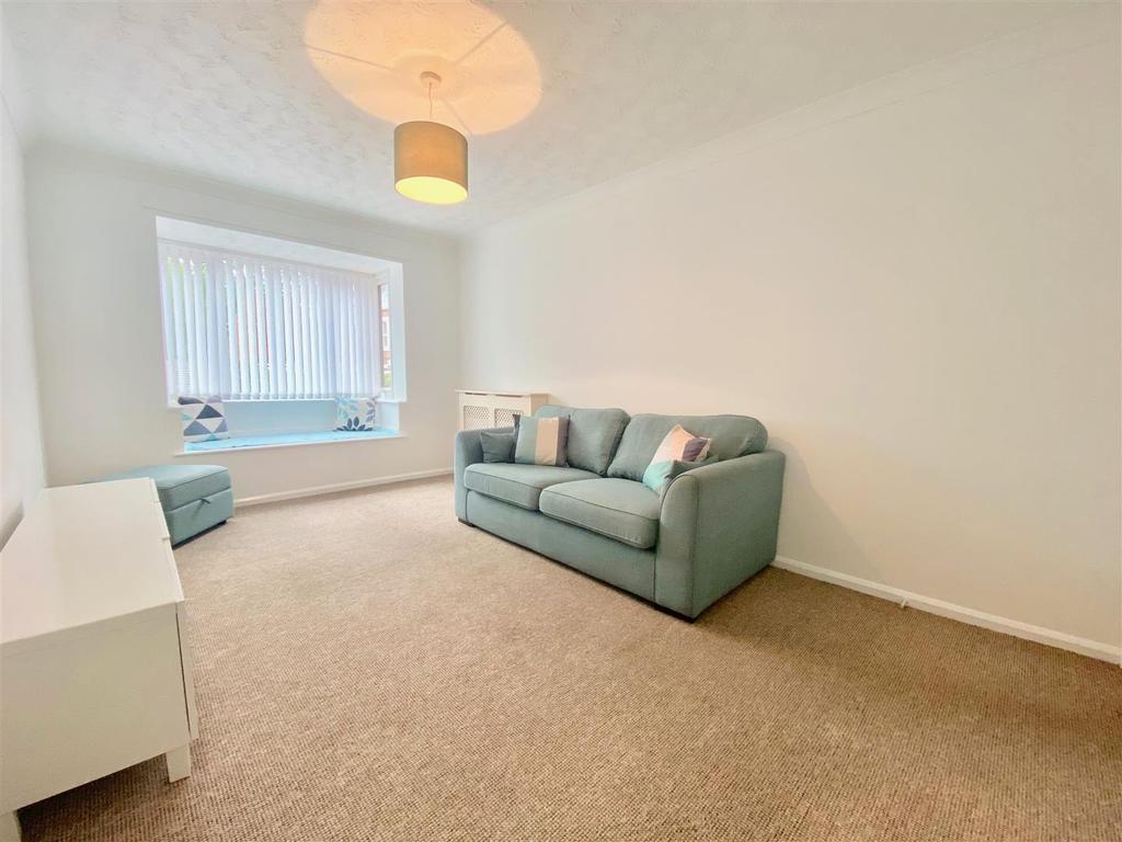 Shipley Court, Shipcote, Gateshead 2 bed apartment £675 pcm (£156 pw)