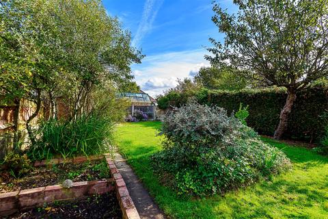 162 Seaforth Gardens, Epsom, KT19 0NW