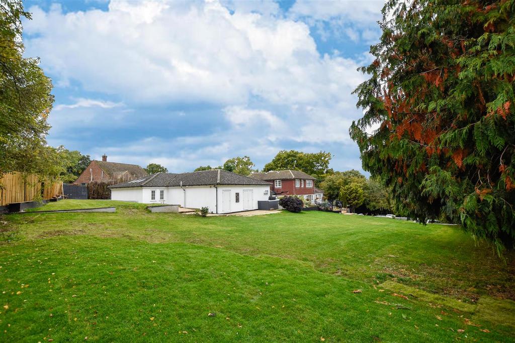 Shellbank Lane, Bean, Dartford 4 bed detached house £1,700,000