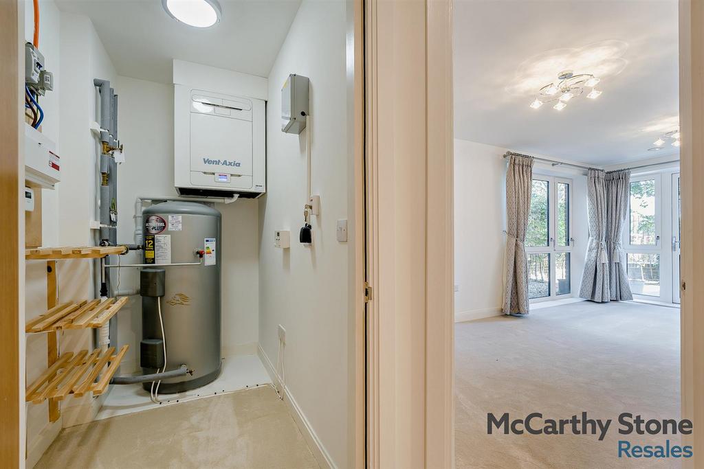 8666944-interior01-800.jpg