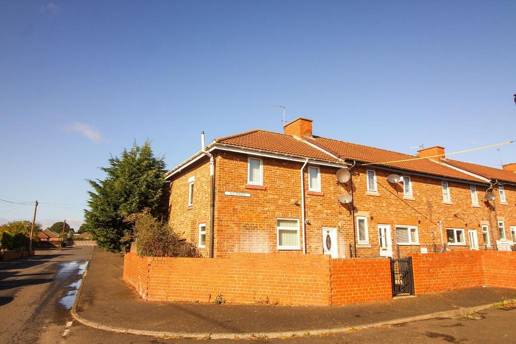 Ivy Street, Seaton Burn, Newcastle... 3 bed end of terrace house £120,000