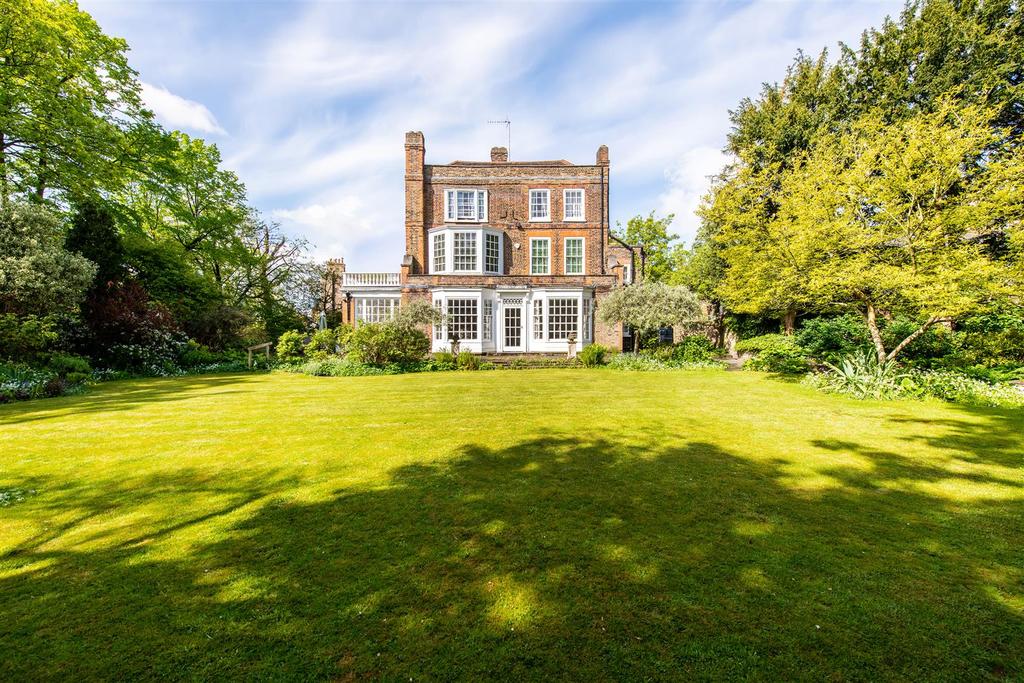 Squires Mount, Hampstead, London 8 bed detached house for sale £