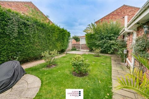 6 Meadowgates, Bolton Upon Dearne, Rotherham, S63 8HX