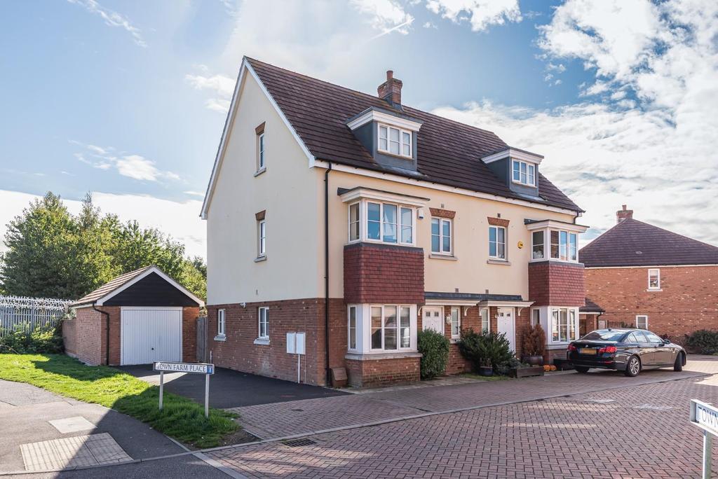 Town Farm Place, Ashford 4 bed townhouse £427,500