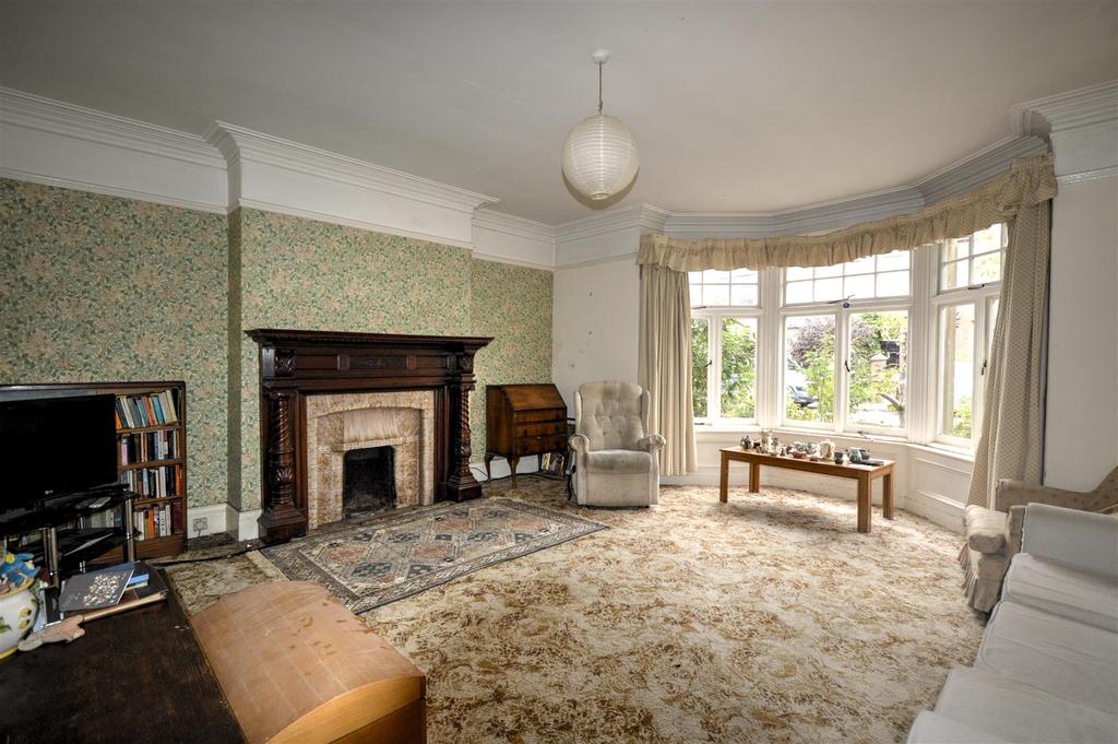Fenwick Grove, Morpeth 4 bed end of terrace house £295,000