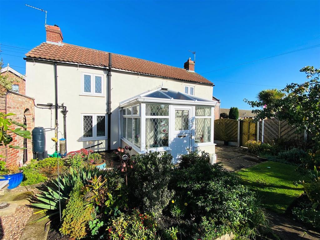 Cobble Lane, Eastrington, Goole 2 bed detached house for sale £190,000