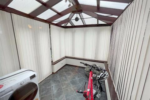 17 Brookview Drive, Stoke-on-trent, ST3 5XJ