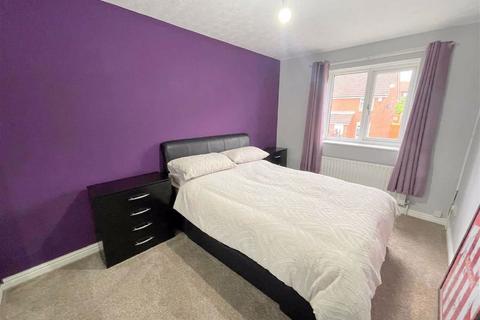 17 Brookview Drive, Stoke-on-trent, ST3 5XJ