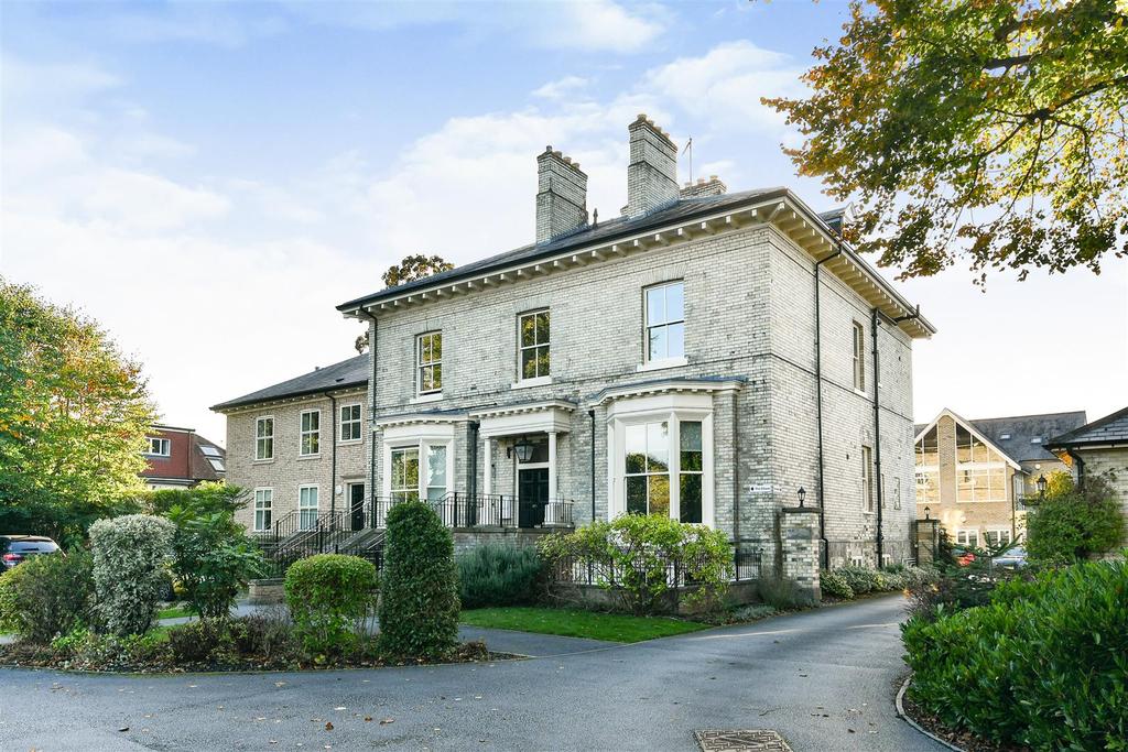 Fulford Chase, Fulford Road, York 2 bed flat for sale £295,000