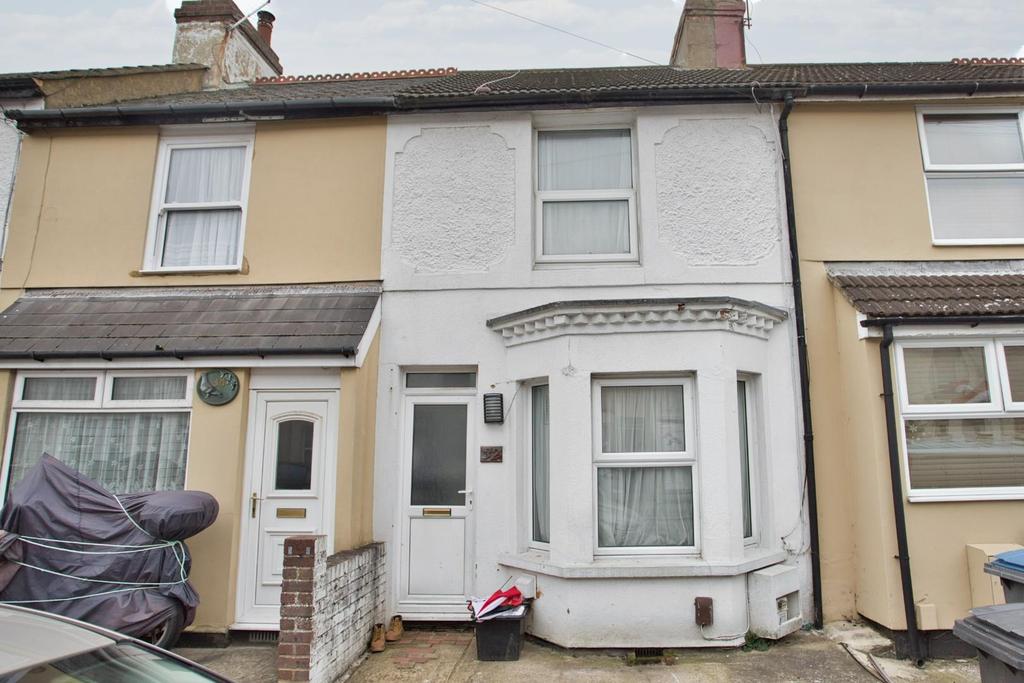 Glenfield Road, Dover 2 bed terraced house £850 pcm (£196 pw)