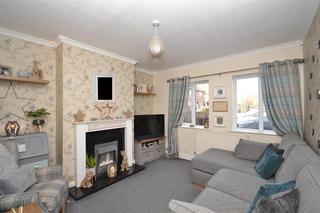 Preston View, Swillington, Leeds 3 bed semidetached house £200,000