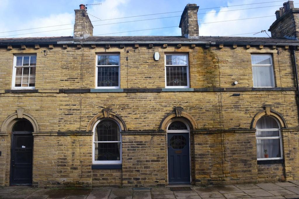 Katherine Street, Saltaire, Shipley 3 bed terraced house £240,000