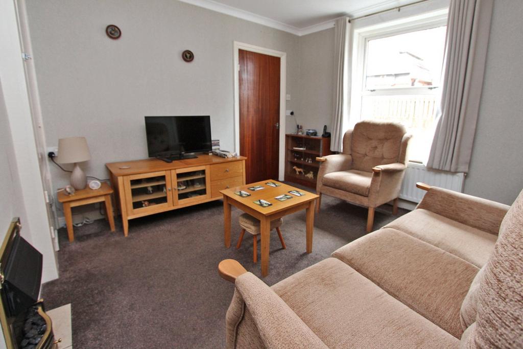 Balmer Lawn Road, Brockenhurst, Hampshire, SO42 2 bed semidetached