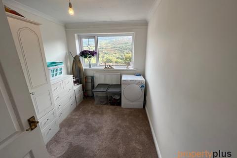 6 Orchard Close, Porth, CF39 9UD