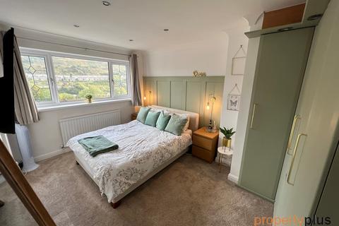 6 Orchard Close, Porth, CF39 9UD