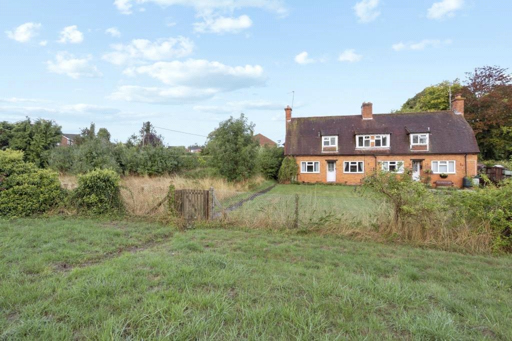 London Road, Old Basing, RG24 3 bed semidetached house for sale £500,000