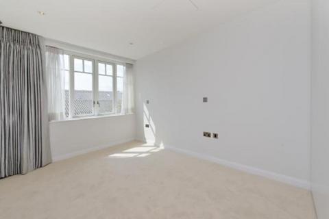 2 bedroom terraced house for sale, Highham House West, 102 Carnwarth Road, London, SW6 3BJ