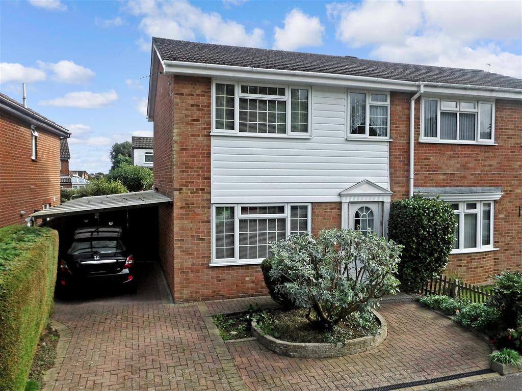 Whitebeam Drive, Coxheath, Maidstone, Kent 3 bed semidetached house for sale £350,000