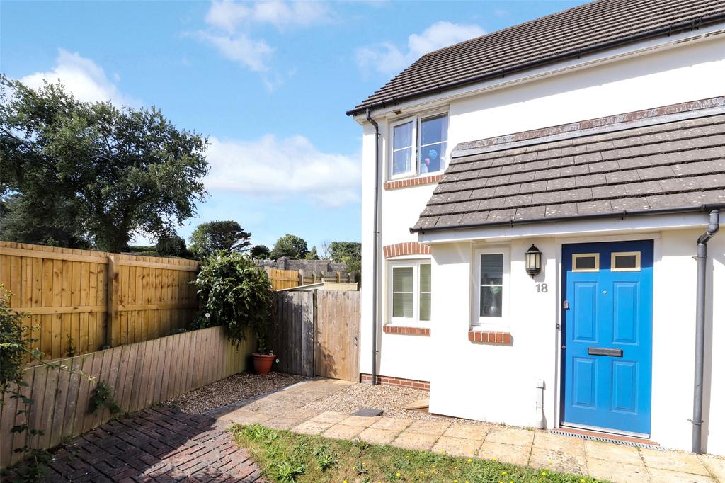 Buckland Close, Bideford, EX39 2 bed semidetached house £235,000