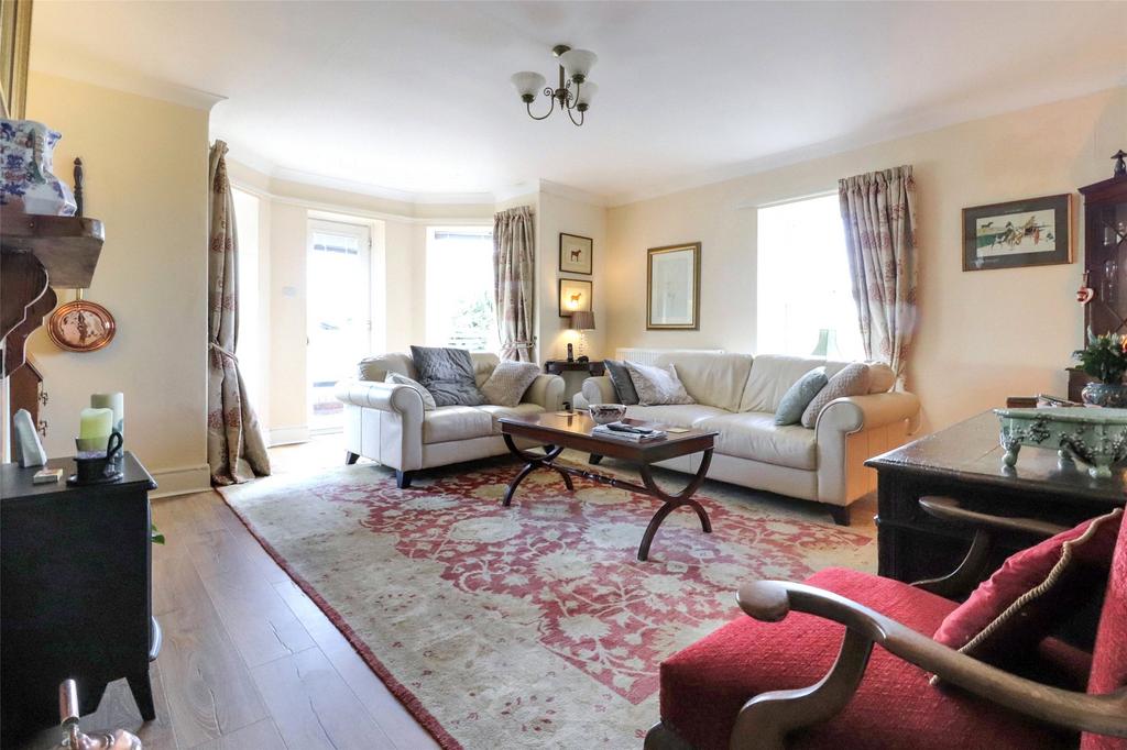 Bay View Road, Northam, Bideford, EX39 3 bed apartment for sale £420,000