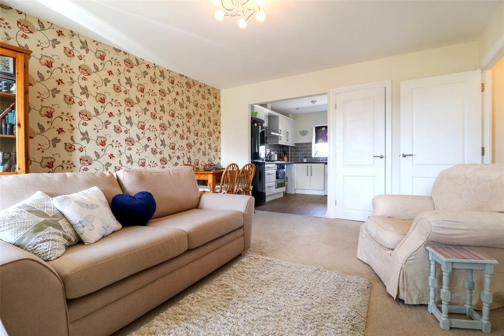 Watkins Way, Bideford, EX39 2 bed apartment £165,000