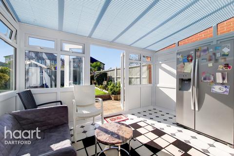 45 Stansted Crescent, Bexley, DA5 3HZ