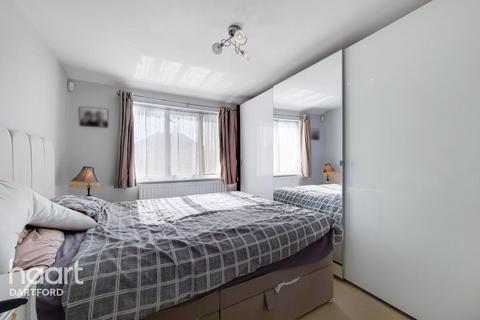 45 Stansted Crescent, Bexley, DA5 3HZ