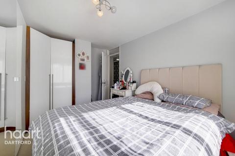45 Stansted Crescent, Bexley, DA5 3HZ