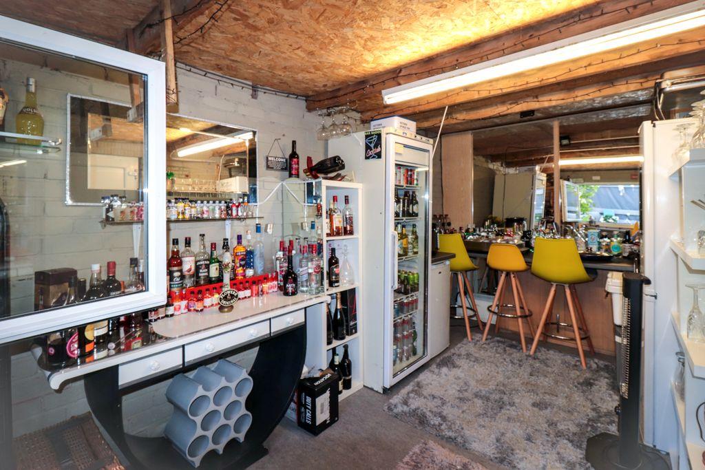 Single Garage
